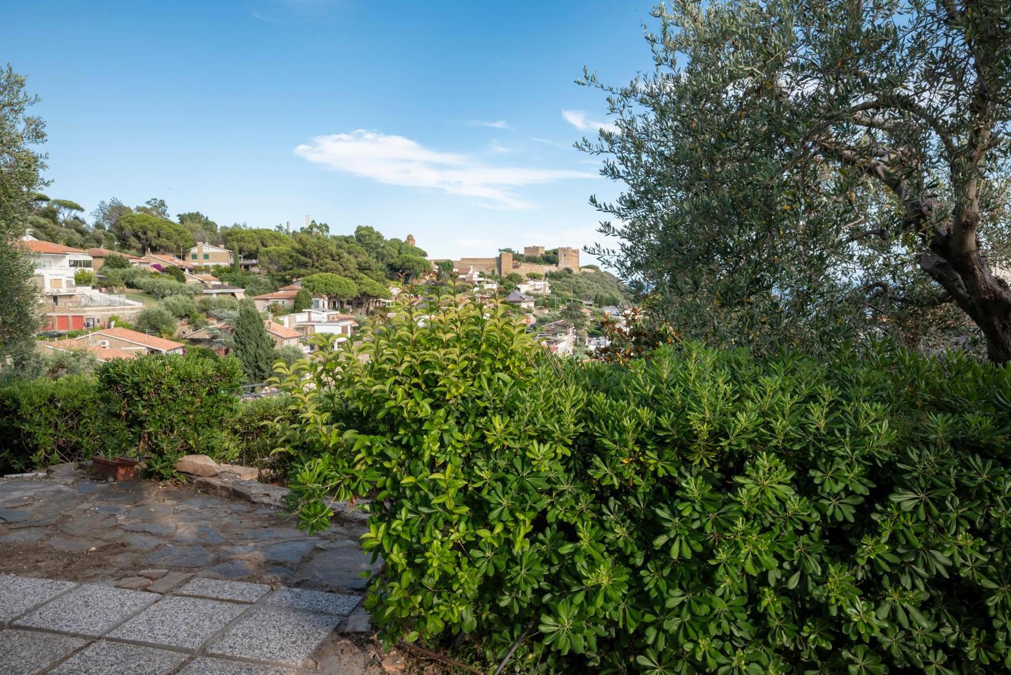 Villa Con Giardino Vista Mare Castiglione della Pescaia Exterior photo