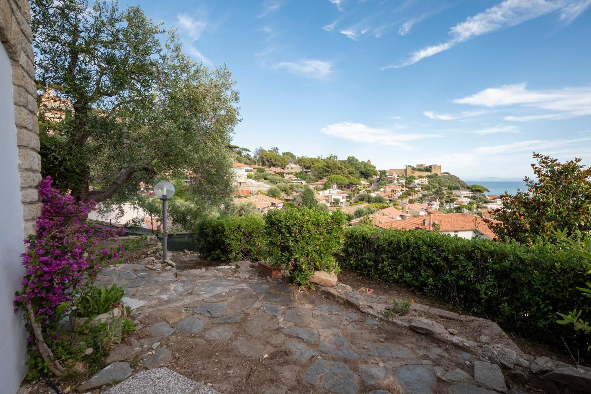 Villa Con Giardino Vista Mare Castiglione della Pescaia Exterior photo