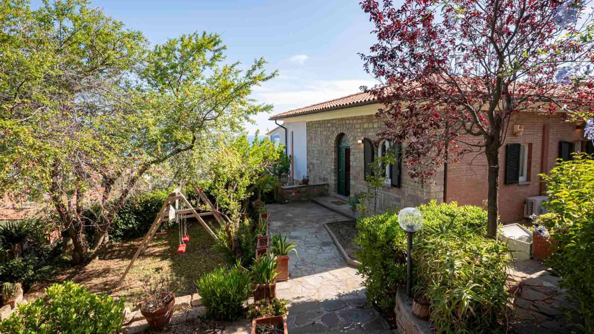 Villa Con Giardino Vista Mare Castiglione della Pescaia Exterior photo